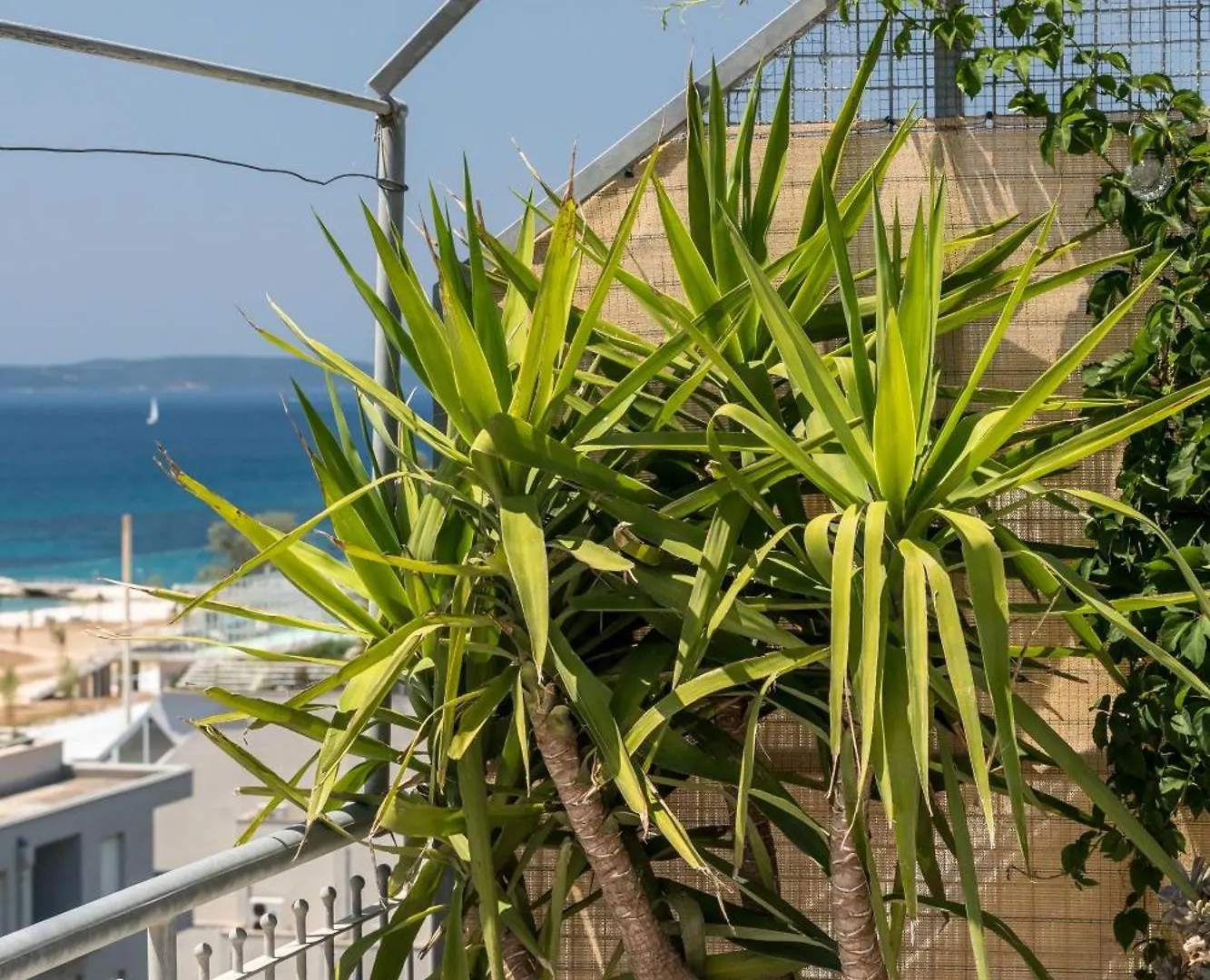 Split-Luxury Apartment Znjan Beach